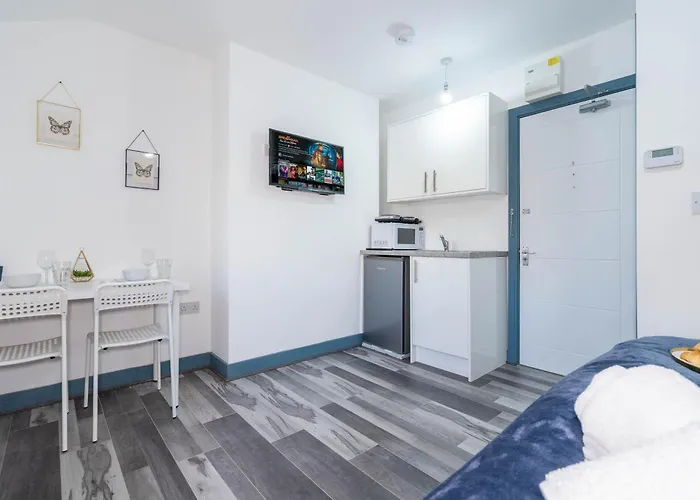 Sky Rooms Studio Apartment 7